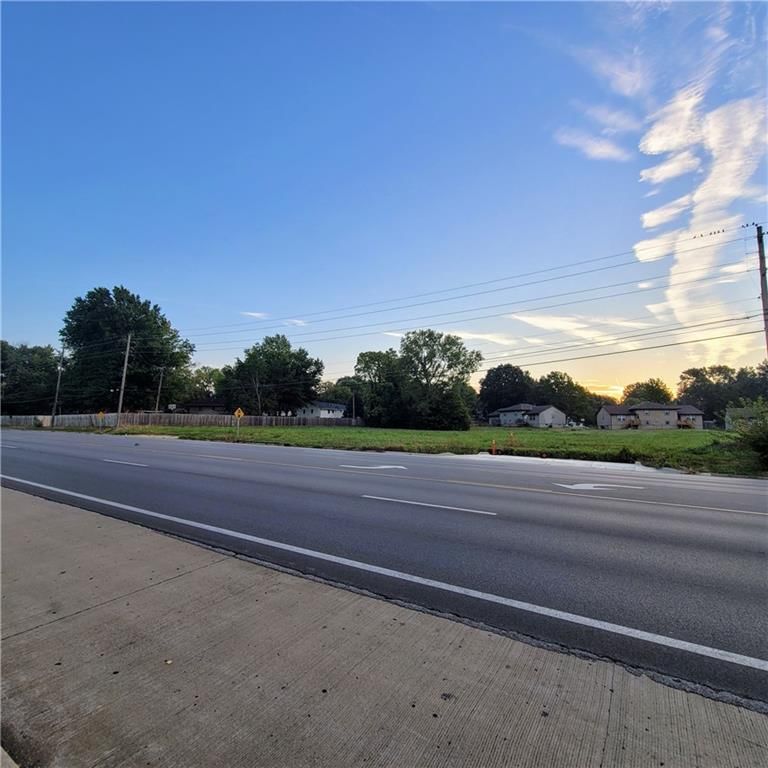 2168 NW 7 Highway — photo 2