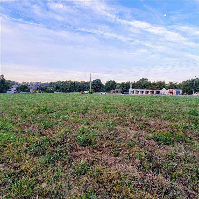 2168 NW 7 Highway — photo 5