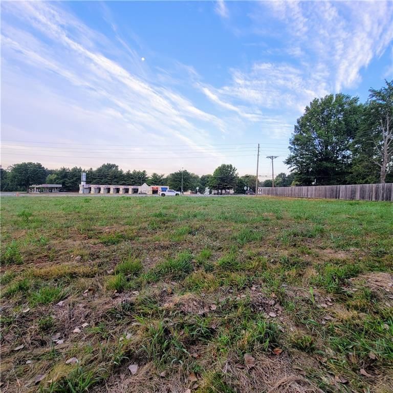 2168 NW 7 Highway — photo 11