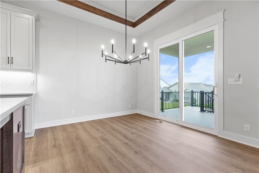 Photo 13 of 44 - 1617 SW Arbor Park Drive