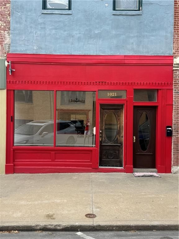 1021 Franklin Avenue — photo 2