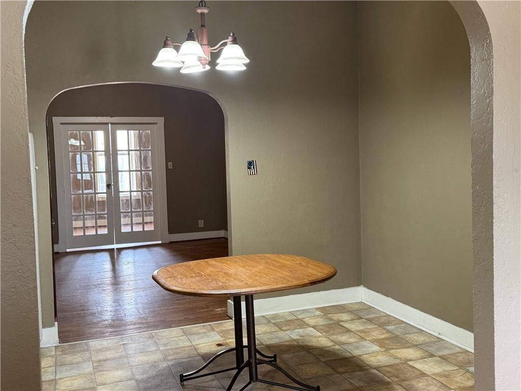 1021 Franklin Avenue — photo 24