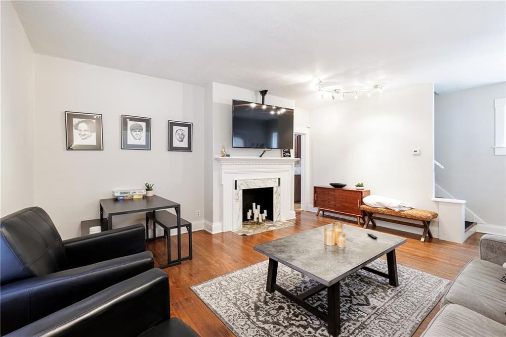 840 W 39th Terrace — photo 7