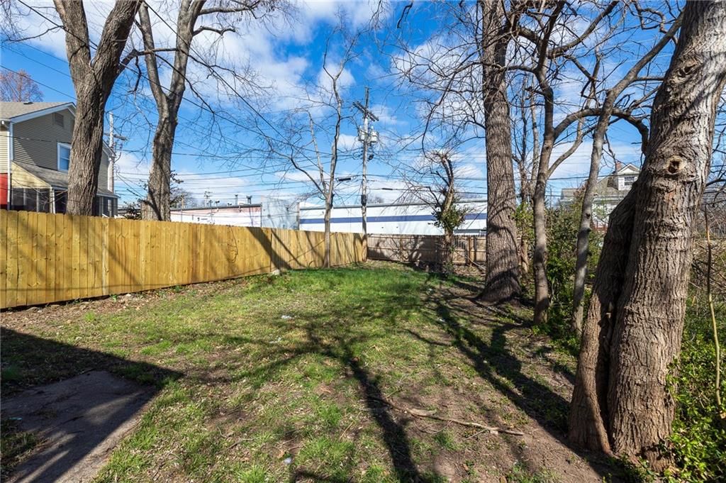 840 W 39th Terrace — photo 29