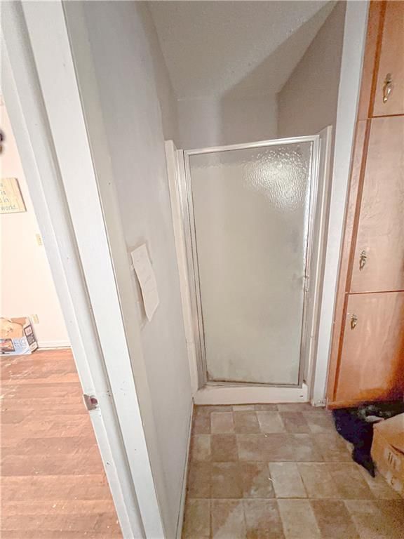 1311 W 9th Street — photo 17