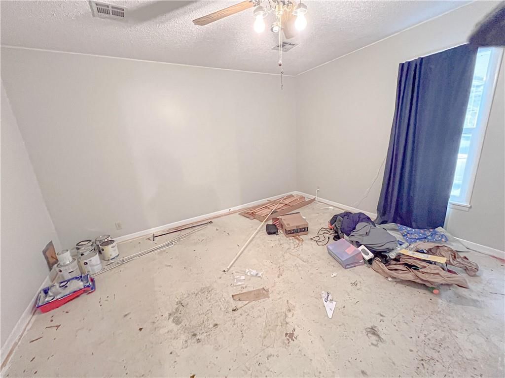 1311 W 9th Street — photo 19