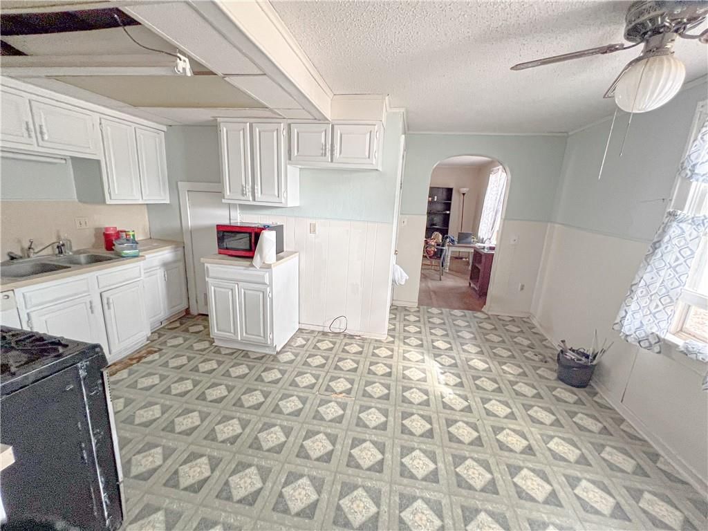 1311 W 9th Street — photo 22
