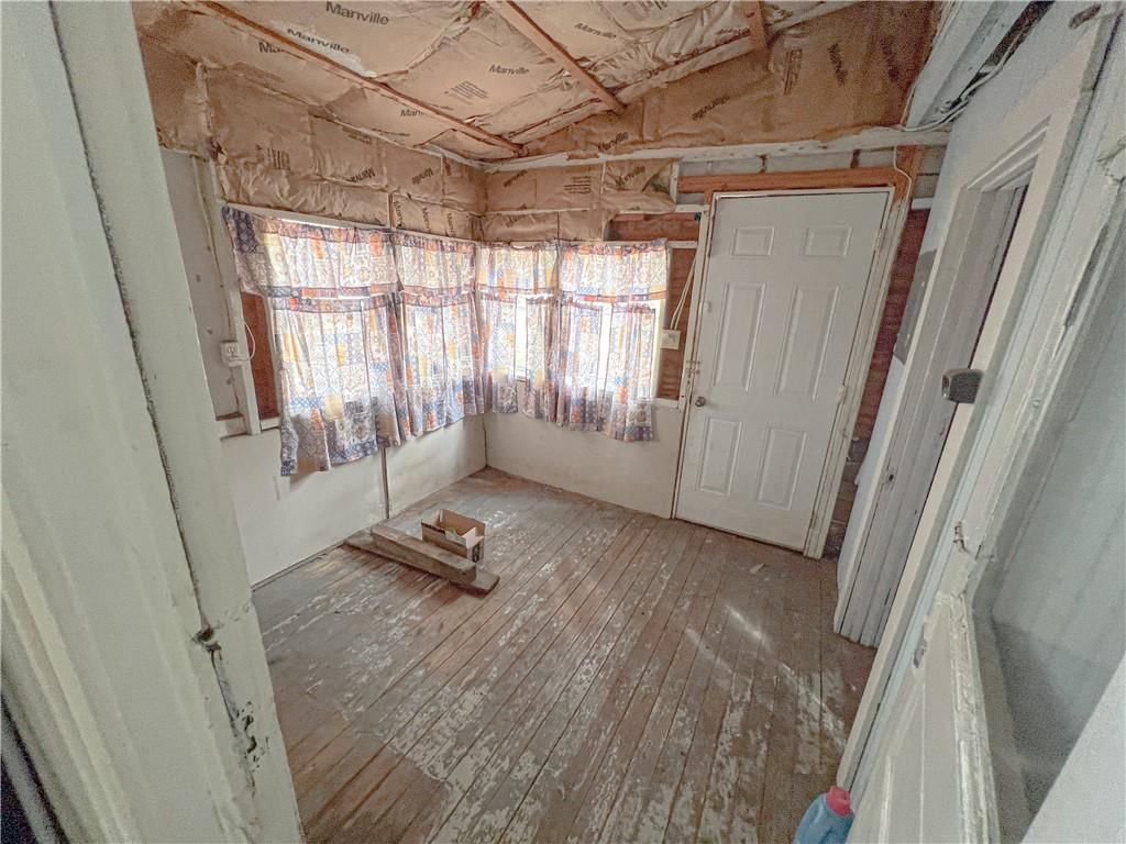 1311 W 9th Street — photo 24