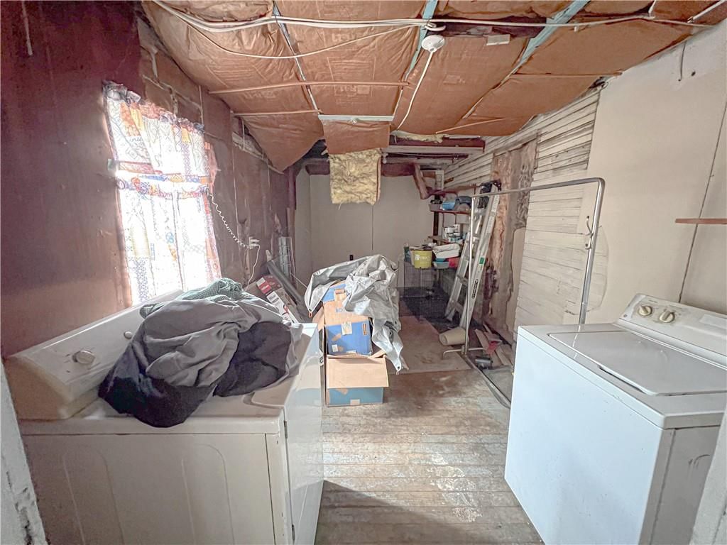 1311 W 9th Street — photo 25