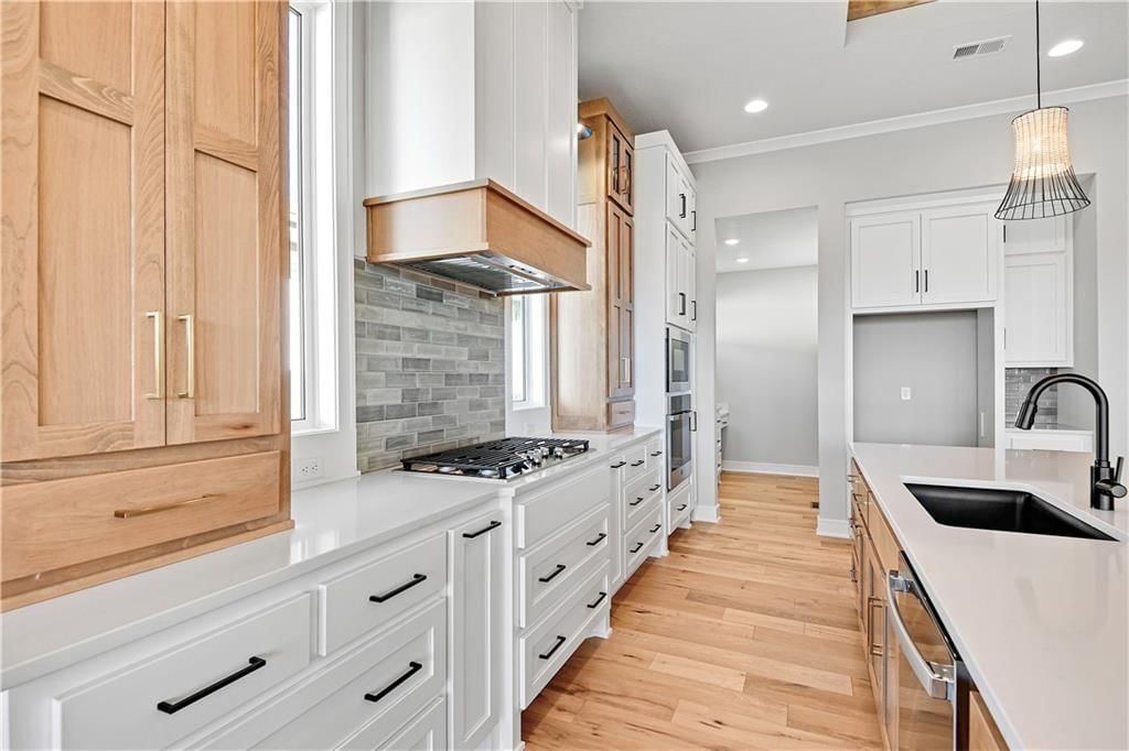 22023 W 94th Street — photo 13