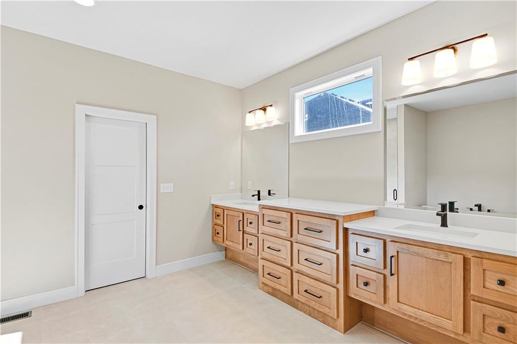 22023 W 94th Street — photo 20