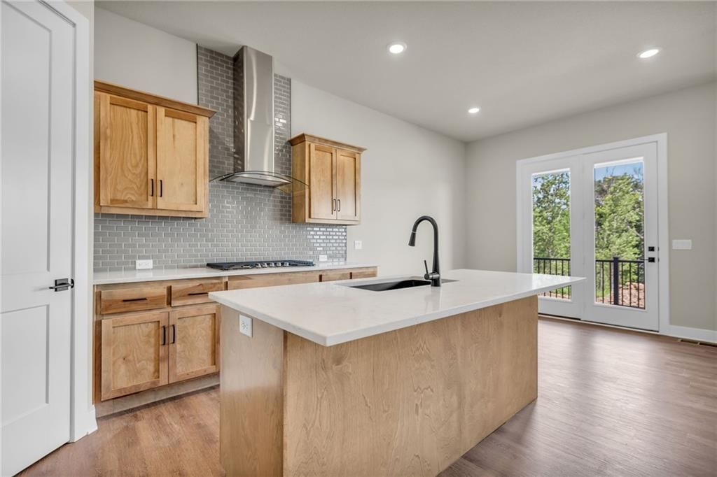 8108 N Sycamore Avenue — photo 11
