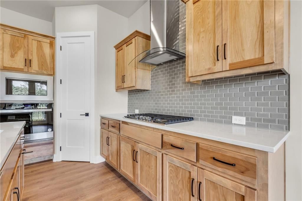 8108 N Sycamore Avenue — photo 13