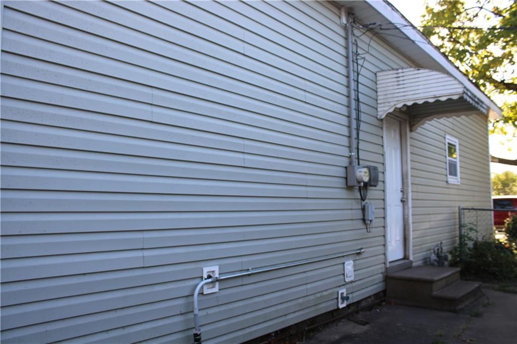 1004 N Grand Street — photo 5