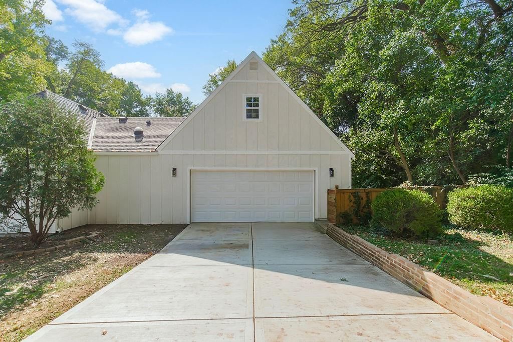 8300 Sagamore Road — photo 30