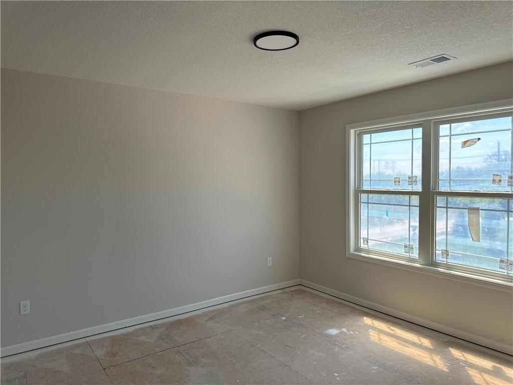 Photo 18 of 23 - 4916 NE 88TH Street