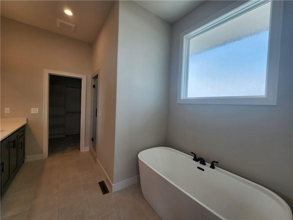 25086 W 112th Street — photo 14