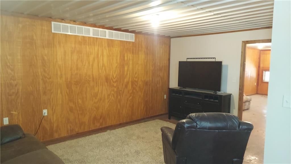 262 E 2100th Road — photo 33