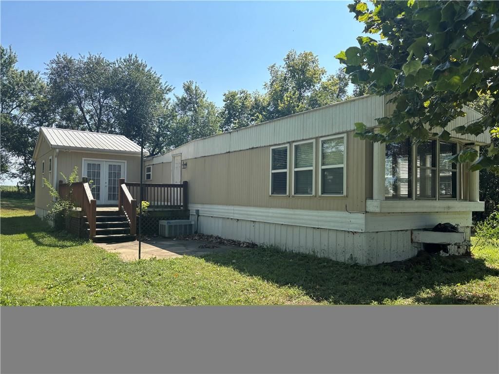 262 E 2100th Road — photo 78