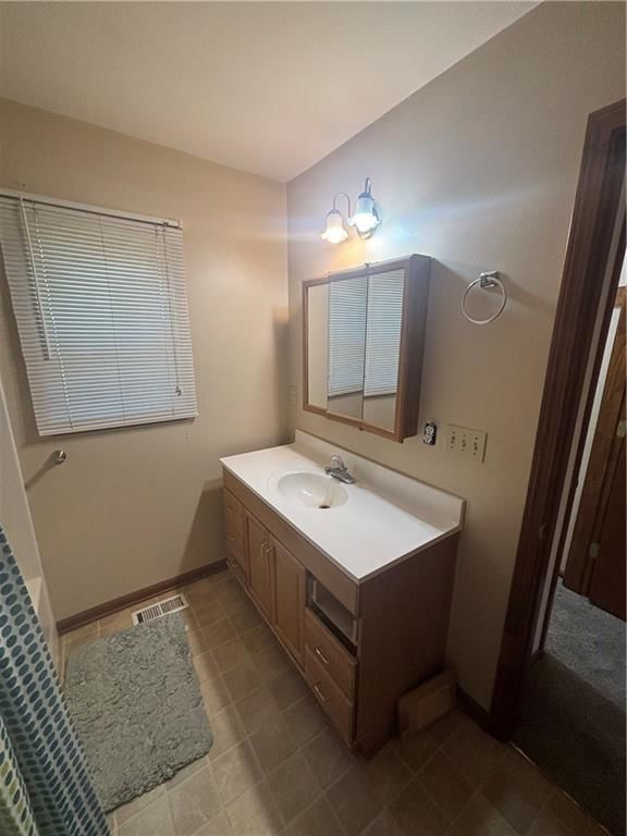 262 E 2100th Road — photo 98