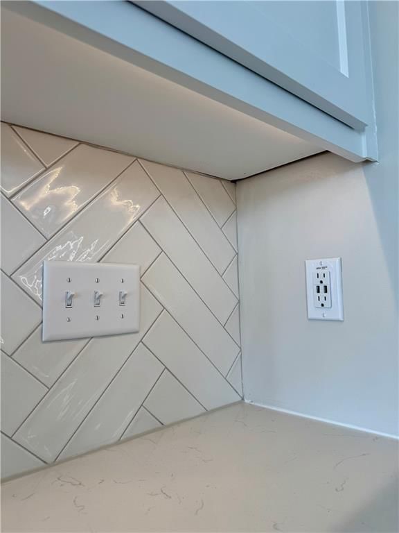 10208 N Smalley Drive — photo 12