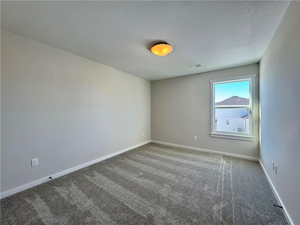 10208 N Smalley Drive — photo 33