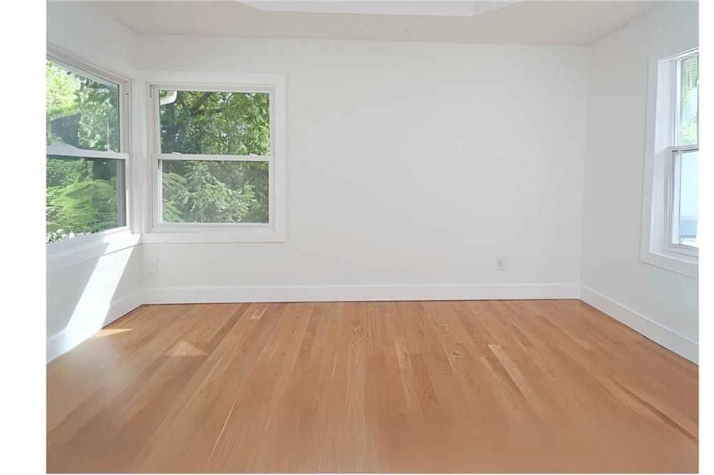 3647 N Grand Avenue — photo 12