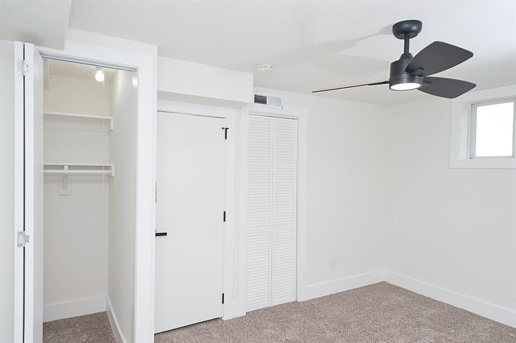 3647 N Grand Avenue — photo 20
