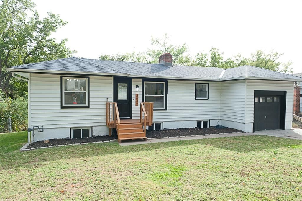 3647 N Grand Avenue — photo 36