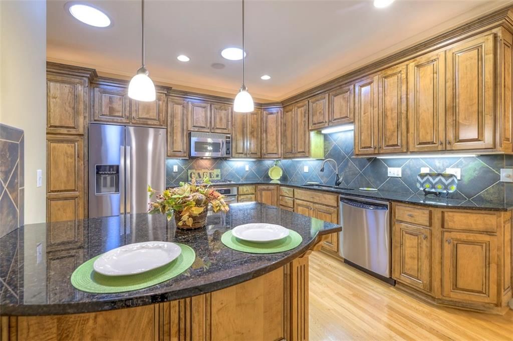 6105 W 102nd Court — photo 9