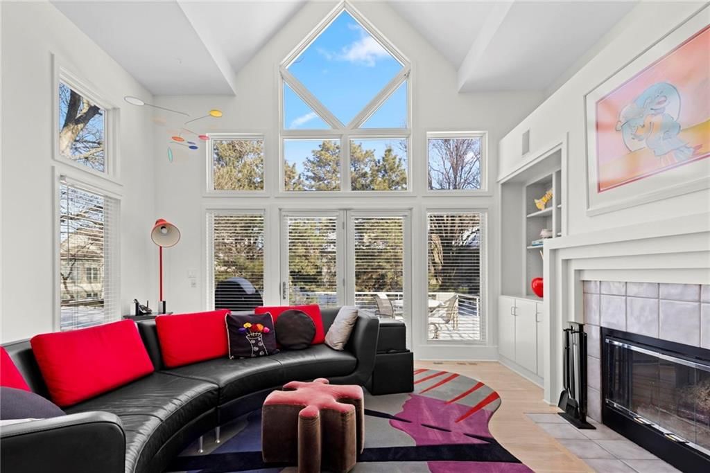 2112 W 117th Street — photo 16