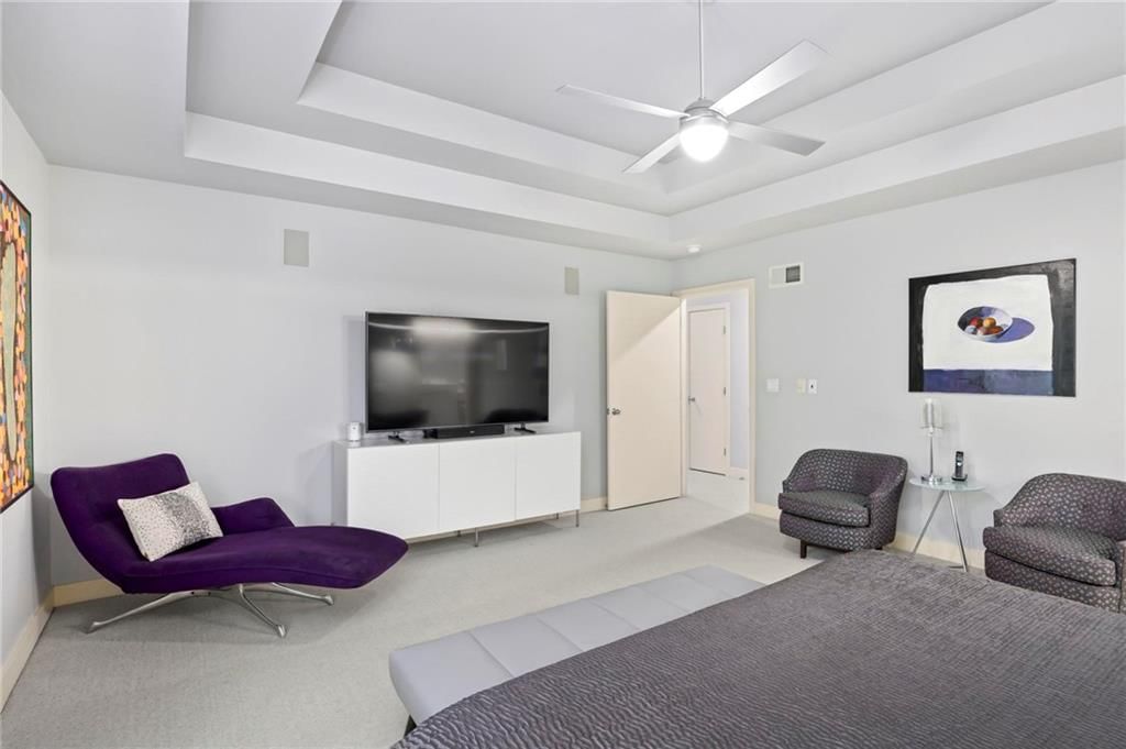 2112 W 117th Street — photo 28