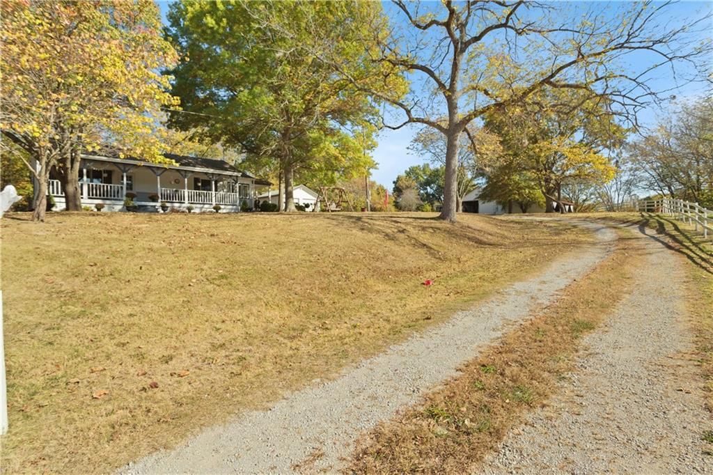 14801 Hamilton Road — photo 9