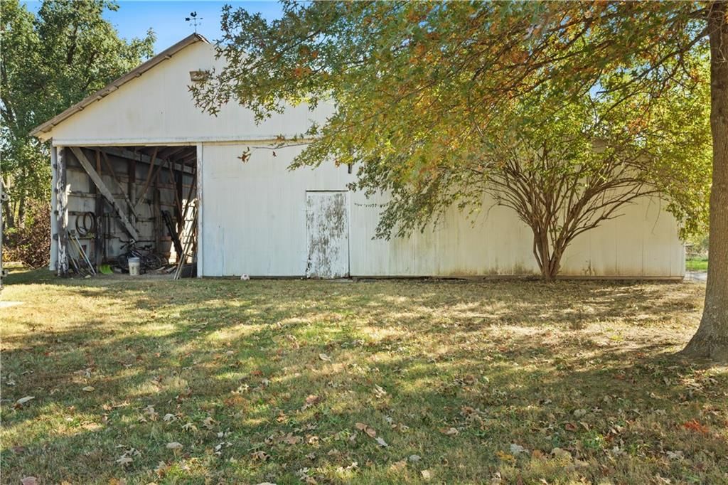 14801 Hamilton Road — photo 42
