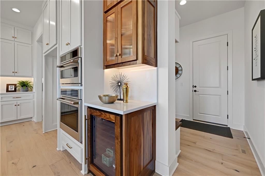 17308 Earnshaw Street — photo 21