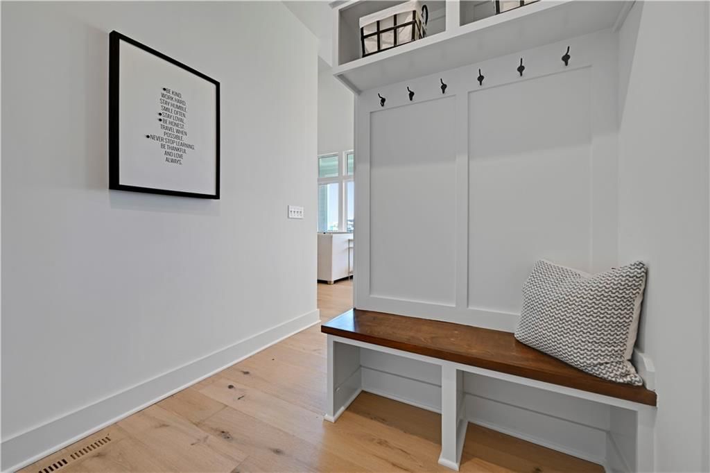 17308 Earnshaw Street — photo 23