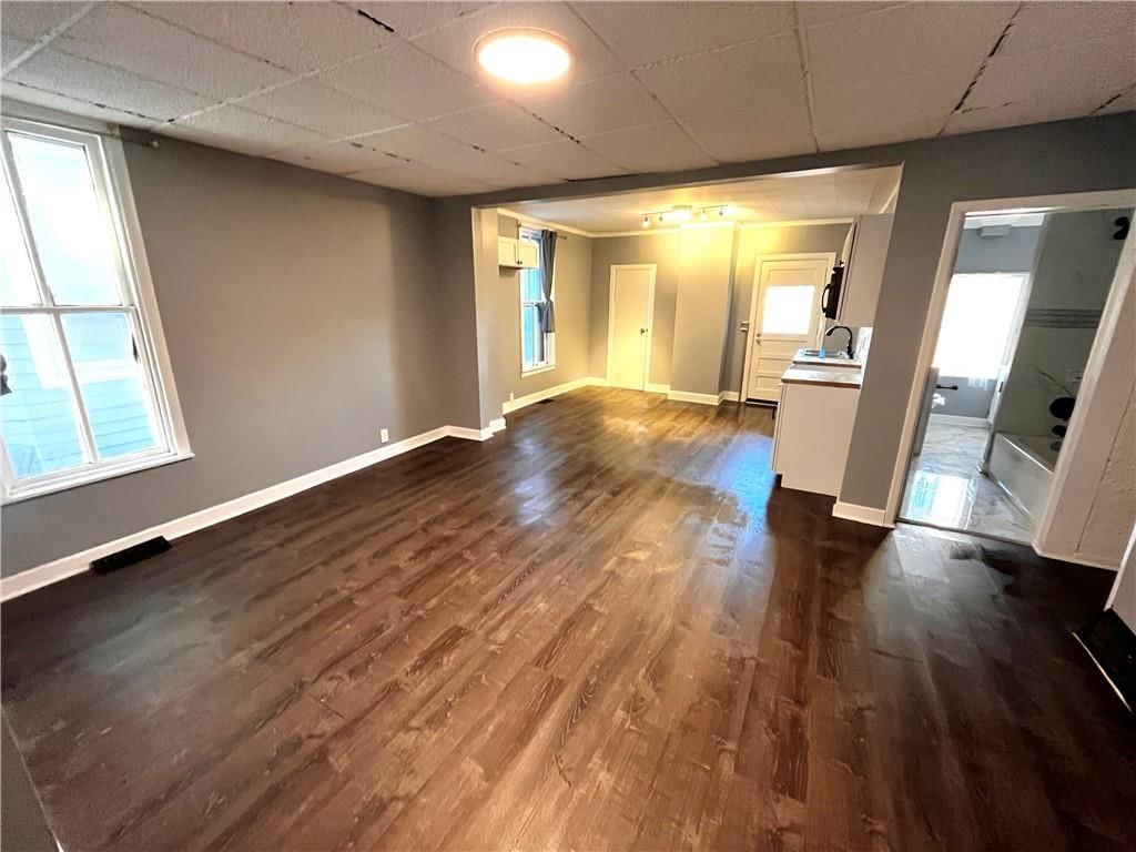 2329 Jarboe Street — photo 7