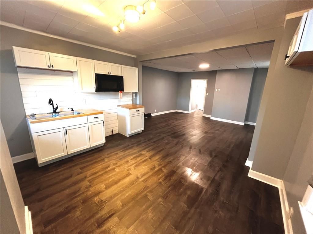 2329 Jarboe Street — photo 9