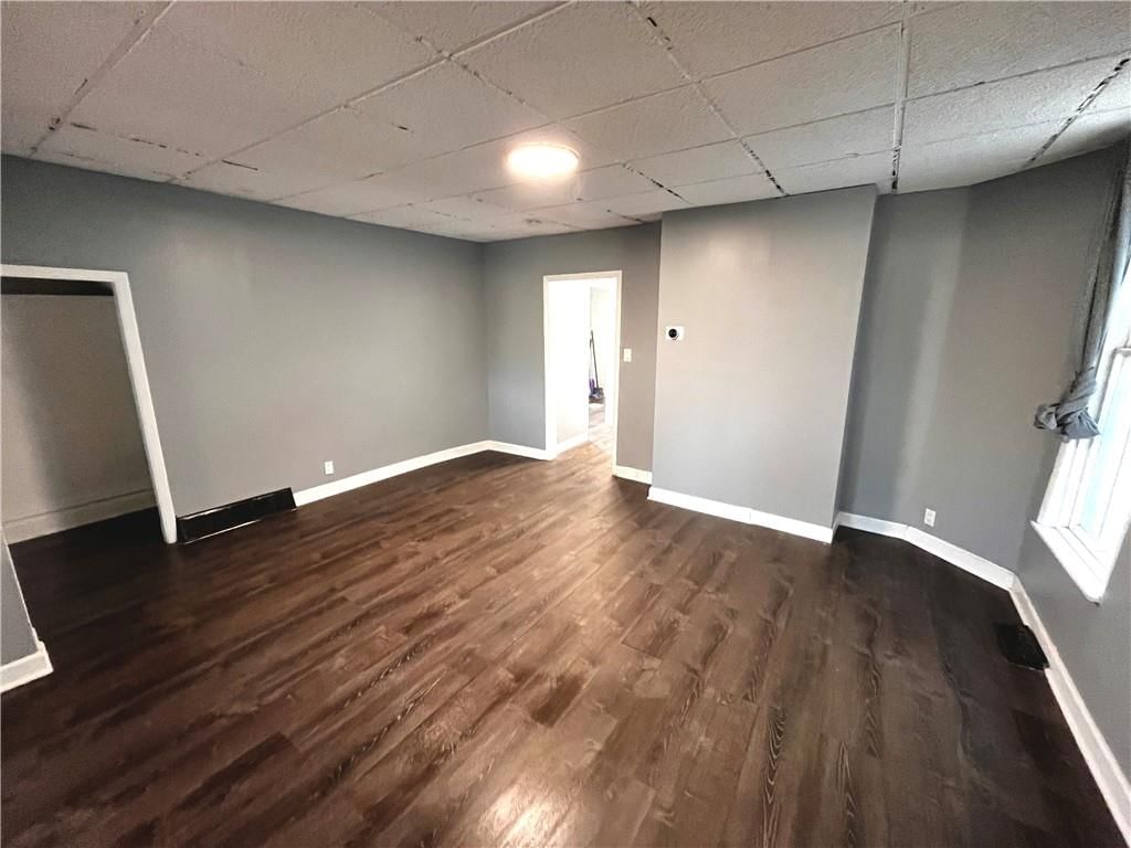 2329 Jarboe Street — photo 10