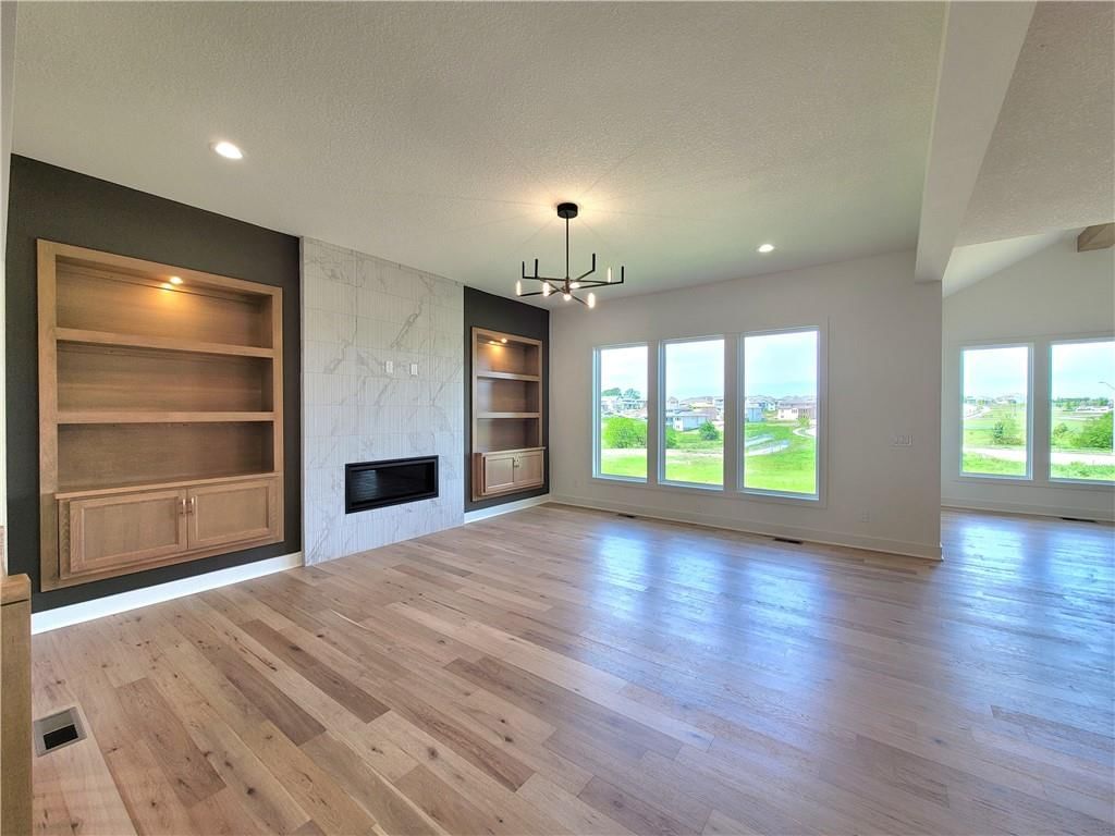 18236 Earnshaw Street — photo 5