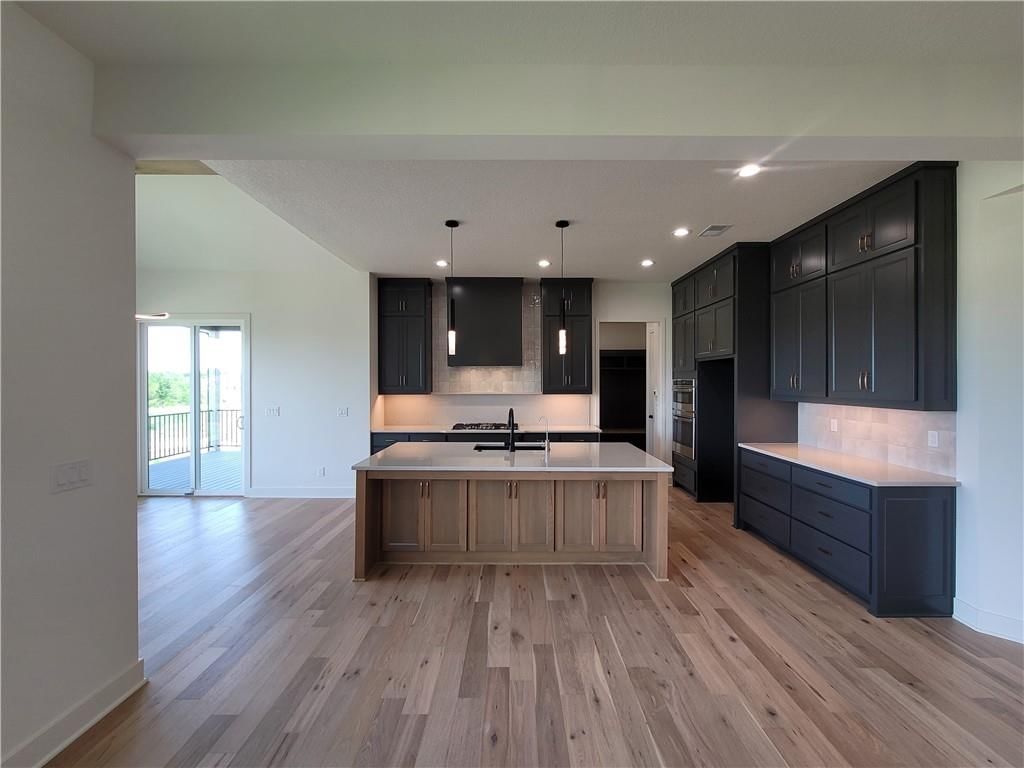 18236 Earnshaw Street — photo 8