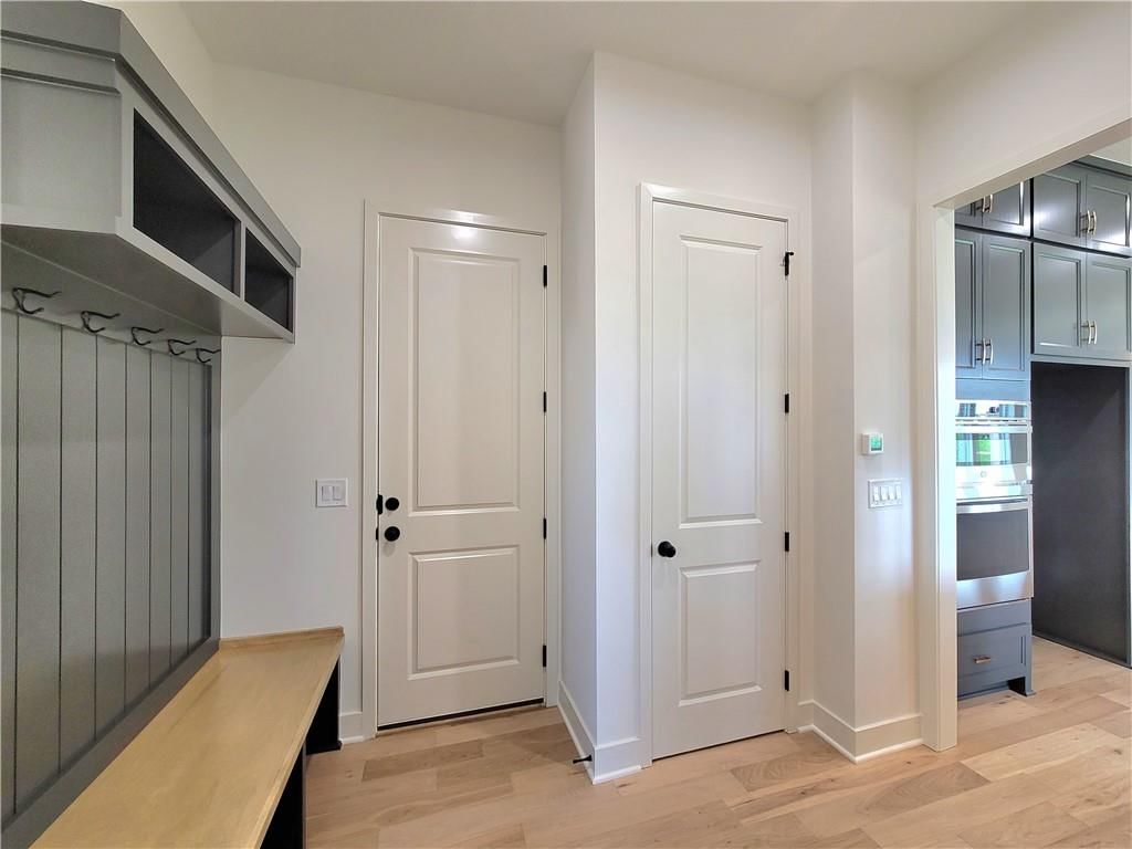 18236 Earnshaw Street — photo 20