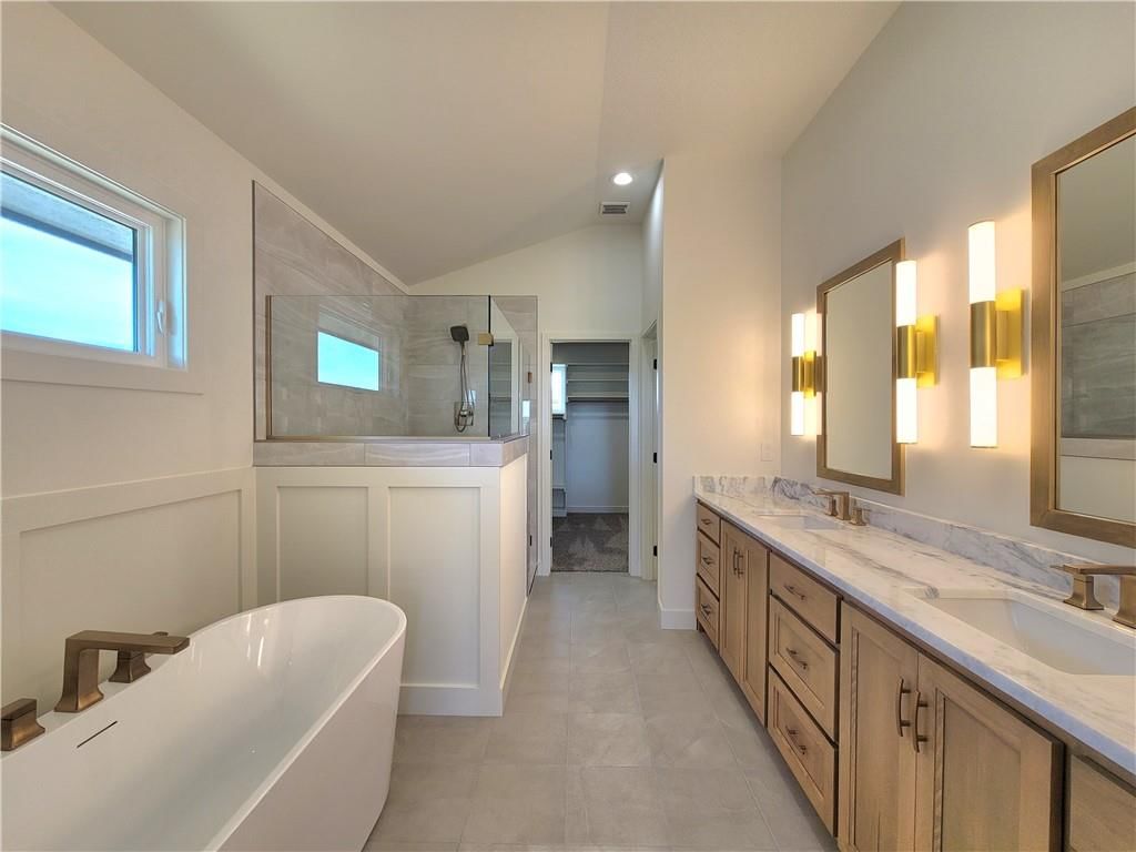 18236 Earnshaw Street — photo 36