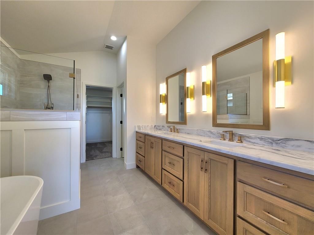 18236 Earnshaw Street — photo 37