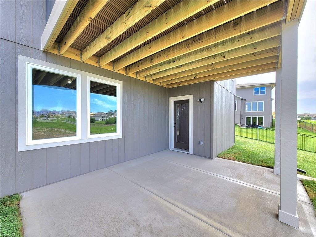 18236 Earnshaw Street — photo 47