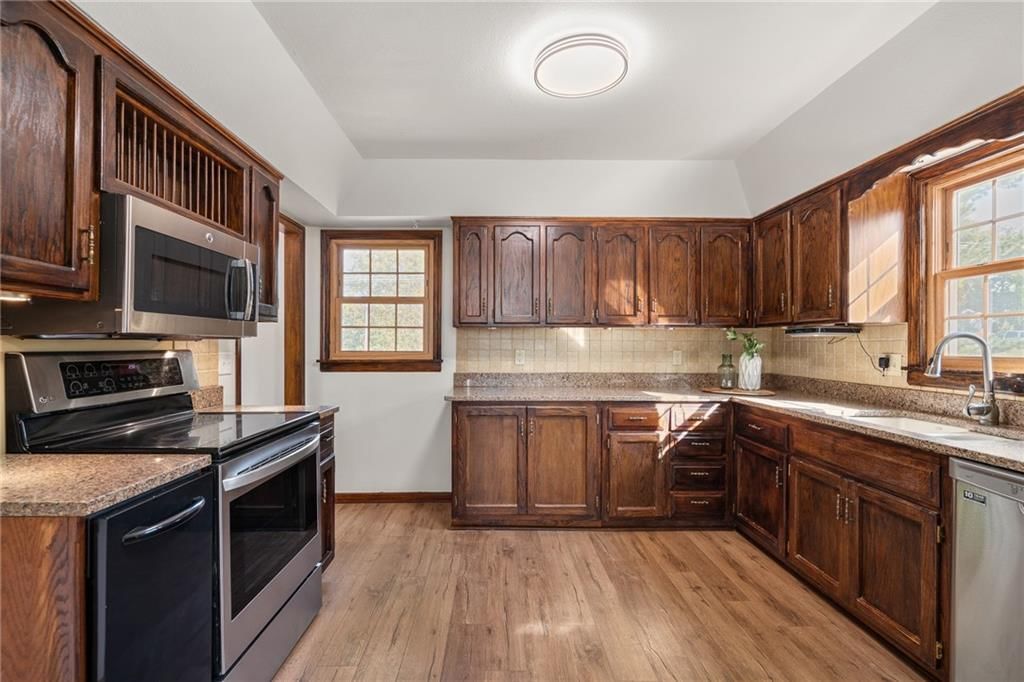 3438 N 123rd Street — photo 13