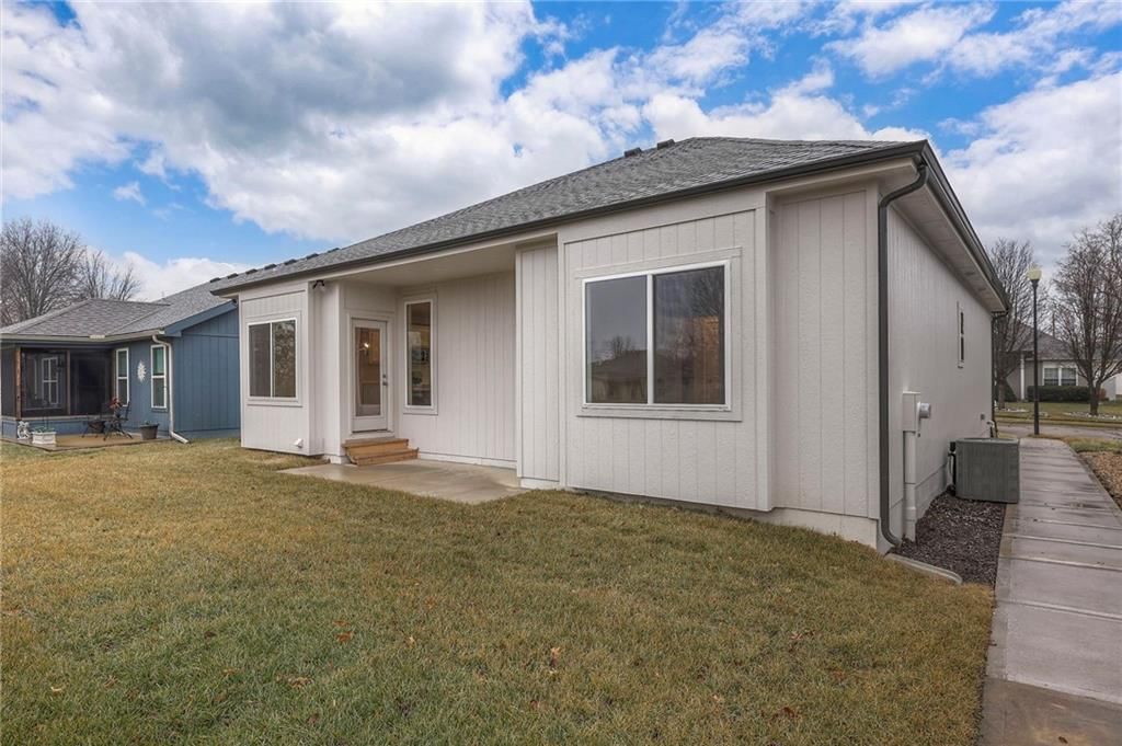 107 N Carriage Meadows Trail — photo 40