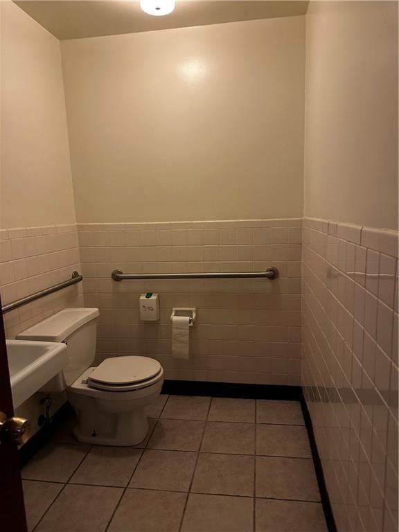 613 Holiday Plaza — photo 13