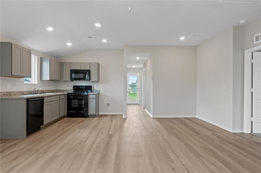 394 Park Hill Drive — photo 8