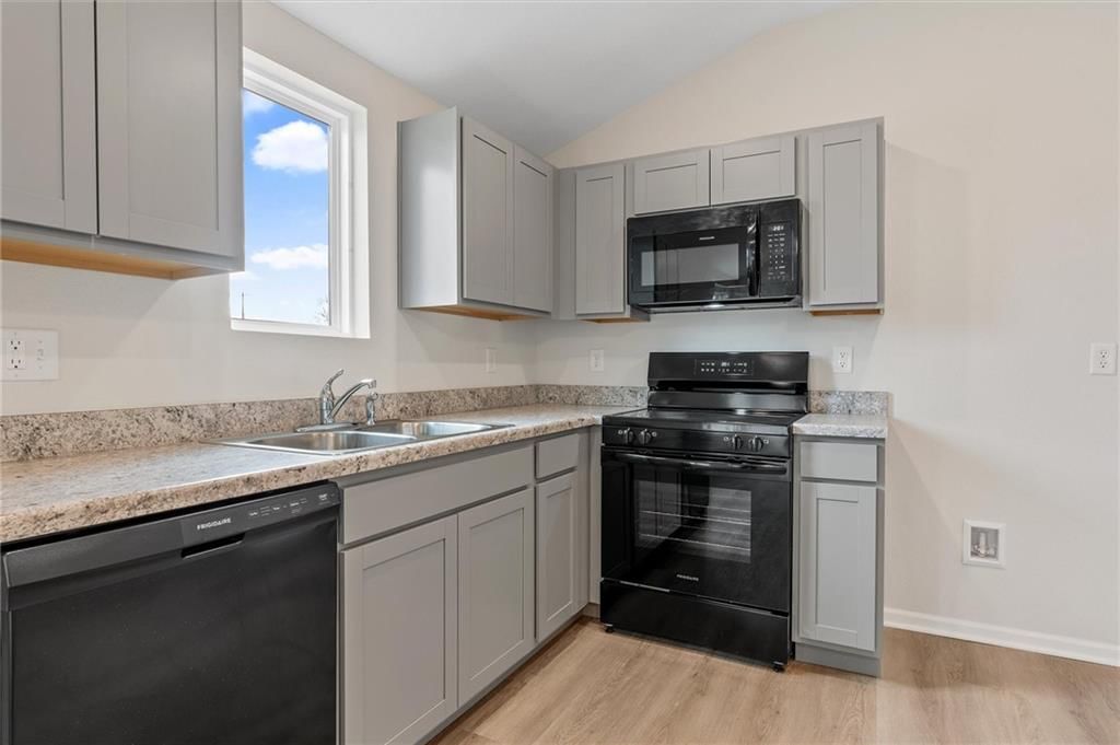 394 Park Hill Drive — photo 10
